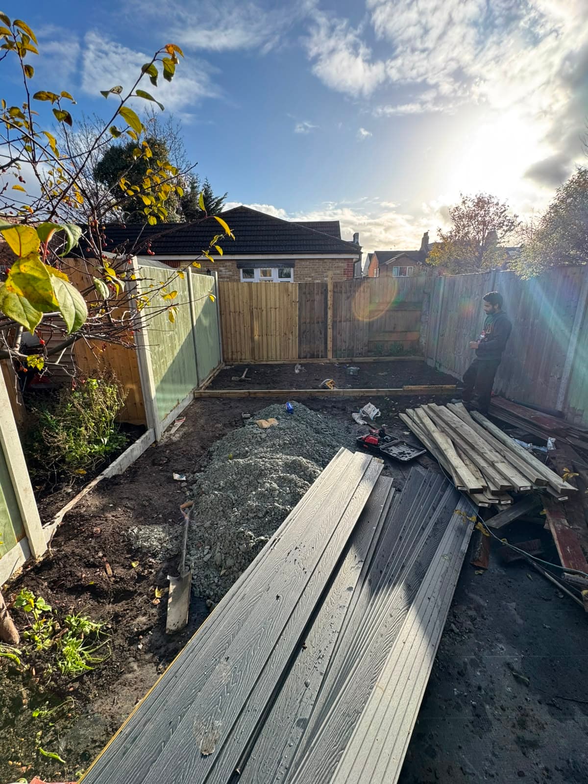 The garden before the new fence and lawn